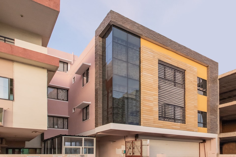 OYO 26905 Hotel Aalishan, Vijay Nagar Indore, Indore