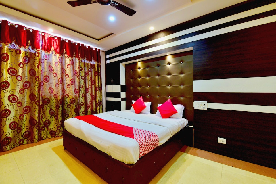 OYO 26909 Hotel Paras, Mandi, Mandi