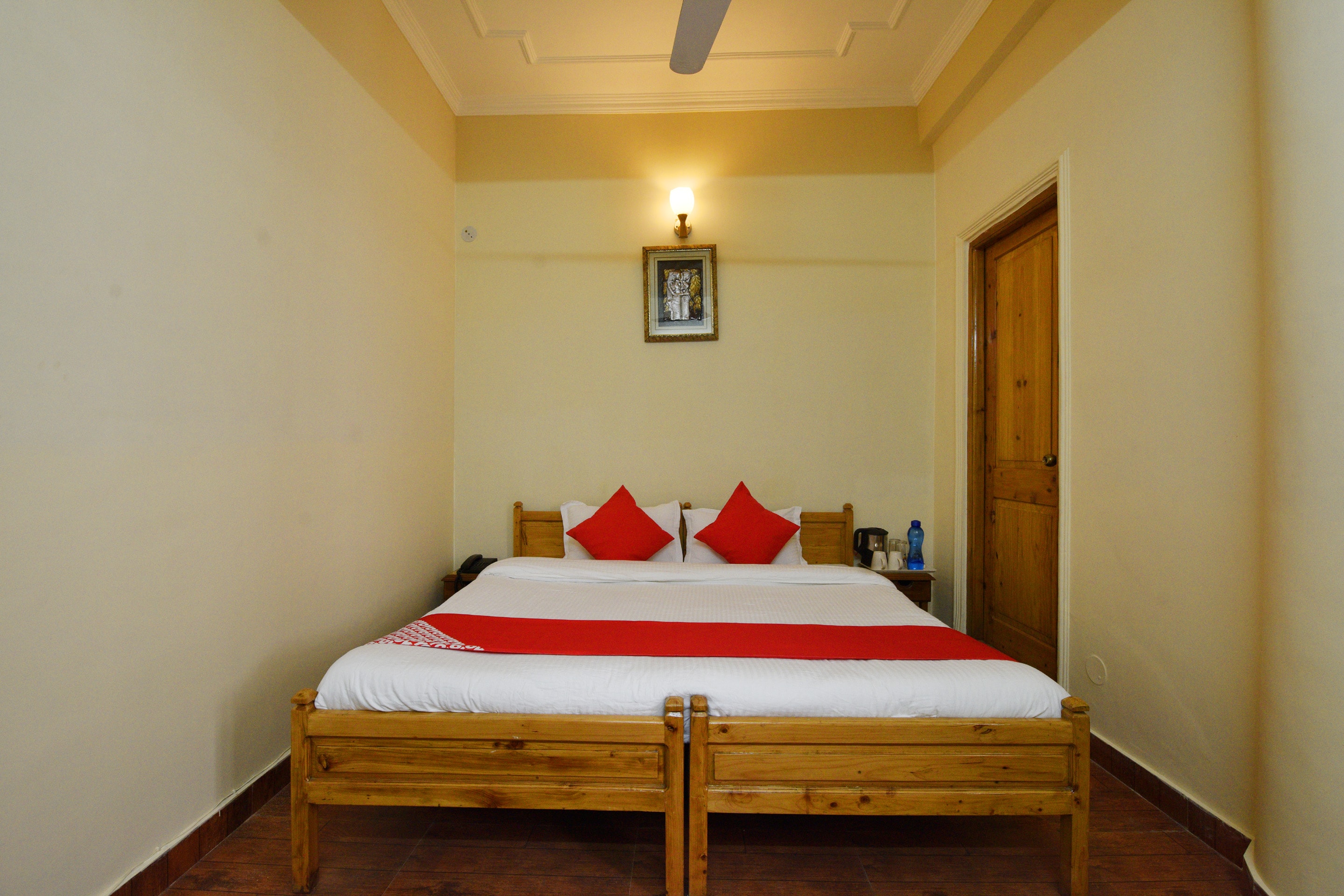 OYO Winsum Hill, Premium Solan, Book @ ₹410 - OYO