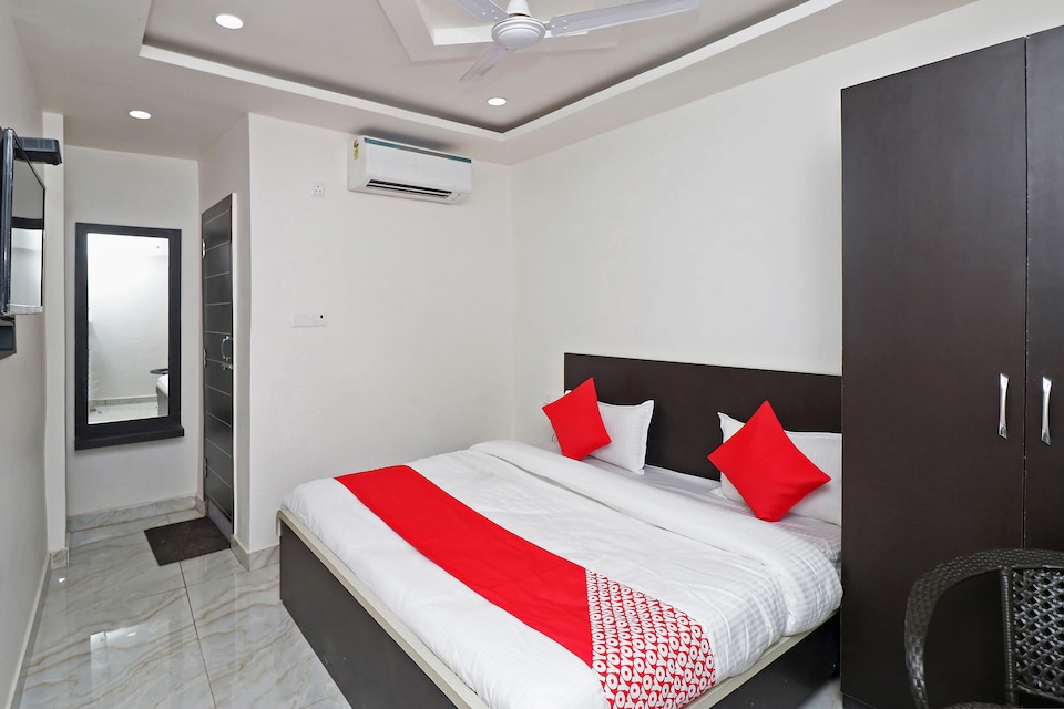 Hotel O R.c. Residency, Gorakhnath Gorakhpur, Gorakhpur