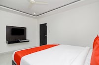 Capital O Hotel Palm International
