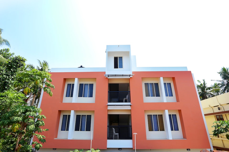 OYO 26970 Vibrant Stay, Thampanoor Trivandrum, Trivandrum
