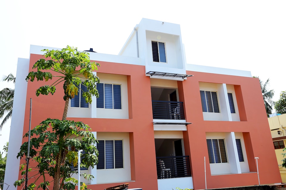 OYO 26970 Vibrant Stay, Thampanoor Trivandrum, Trivandrum