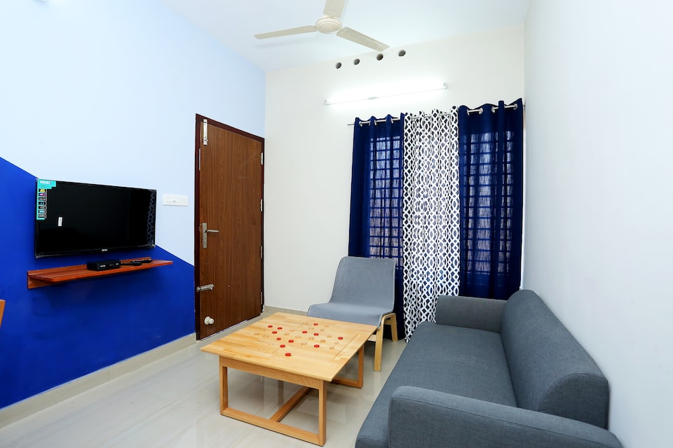 OYO 26970 Vibrant Stay, Thampanoor Trivandrum, Trivandrum