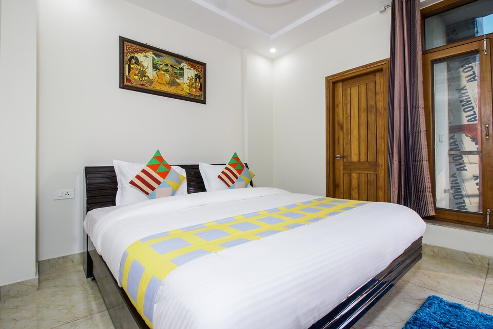 OYO Home 26972 Elegant 2BHK, Rajpur Road Dehradun, Dehradun