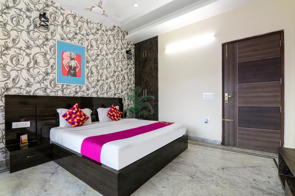 OYO 26977 Royal Tulip, Golf Course Road, Gurgaon