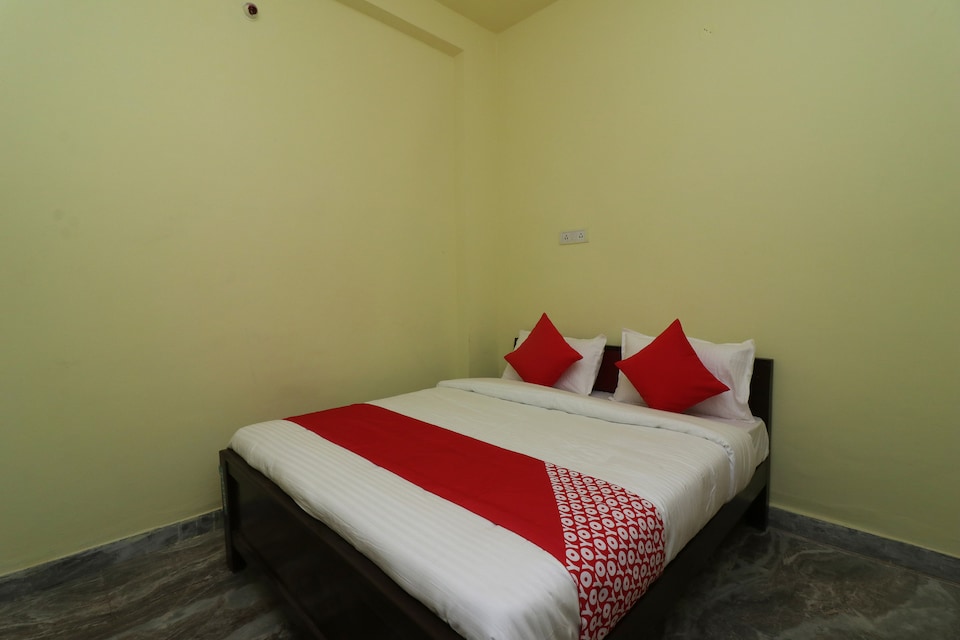 Hotel O Om Sai Plaza , Railway Station - Bhopal, भोपाल