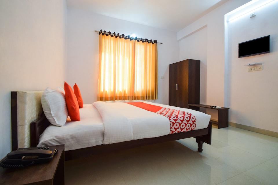 OYO 27014 Hotel Badam Palace, Goverdhan Sagar, Udaipur