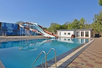 Hotel O Midway Park Resort