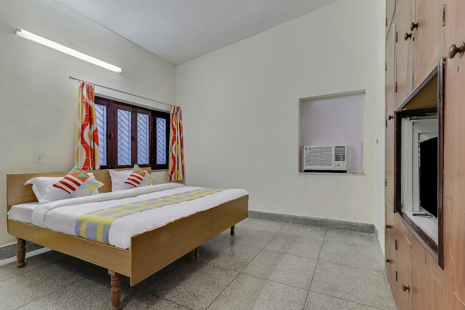 OYO Home 27040 Classic Stay Dehradun, Dehradun ISBT, Dehradun