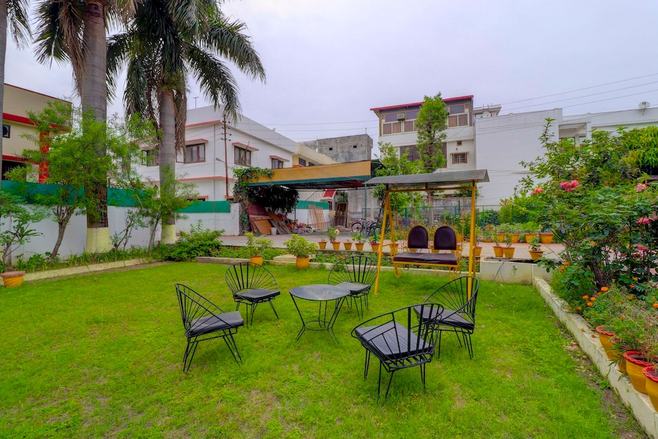 OYO Home 27040 Classic Stay Dehradun, Dehradun ISBT, Dehradun