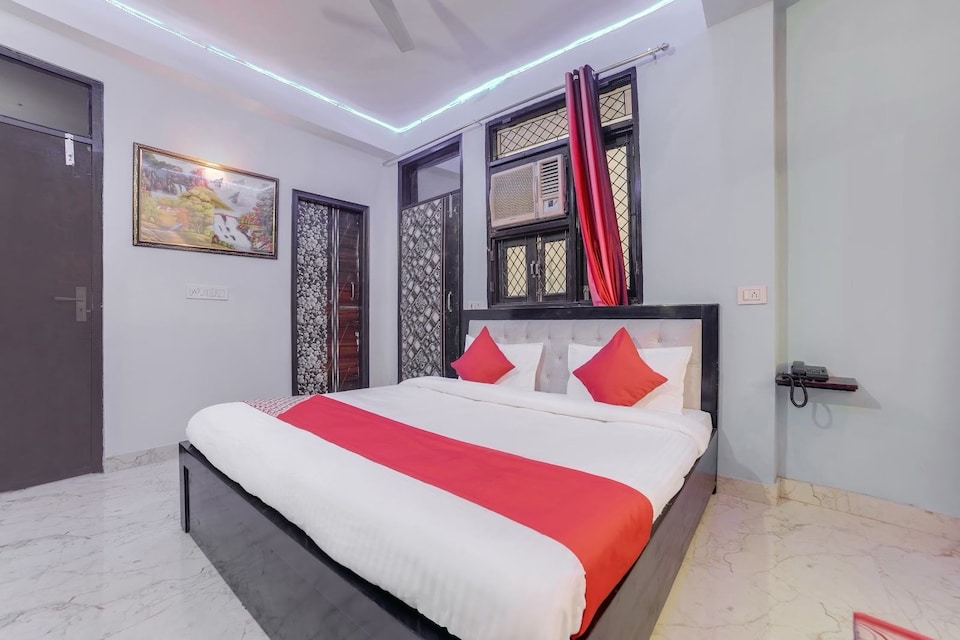 Hotel Dev In, Dwarka Delhi, Delhi