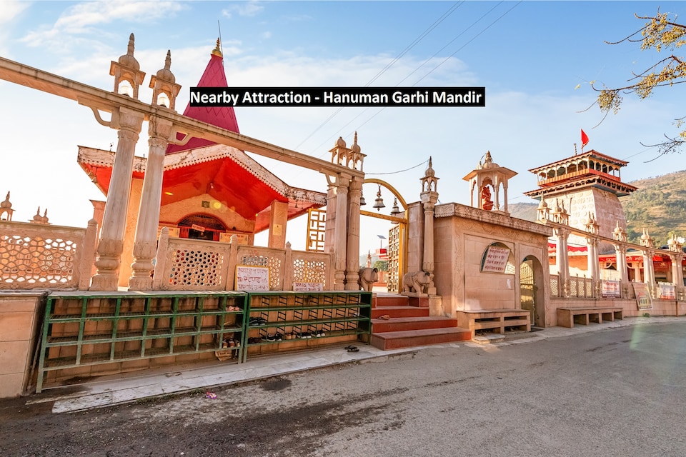 OYO 27049 The Valley View Cottage, Mall Road Nainital, Nainital