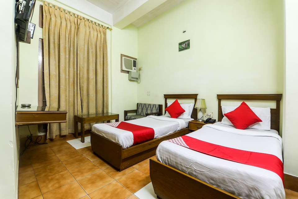 OYO Hotel Grand City, Tezpur, Tezpur
