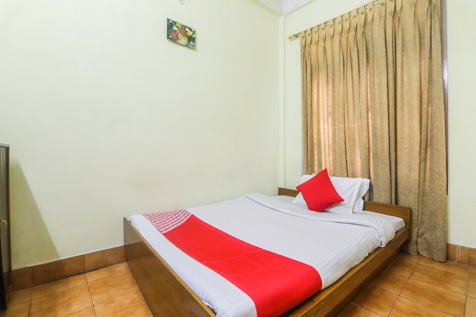 OYO Hotel Grand City, Tezpur, Tezpur