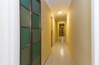 OYO 615 Dragon Inn Premium Hotel