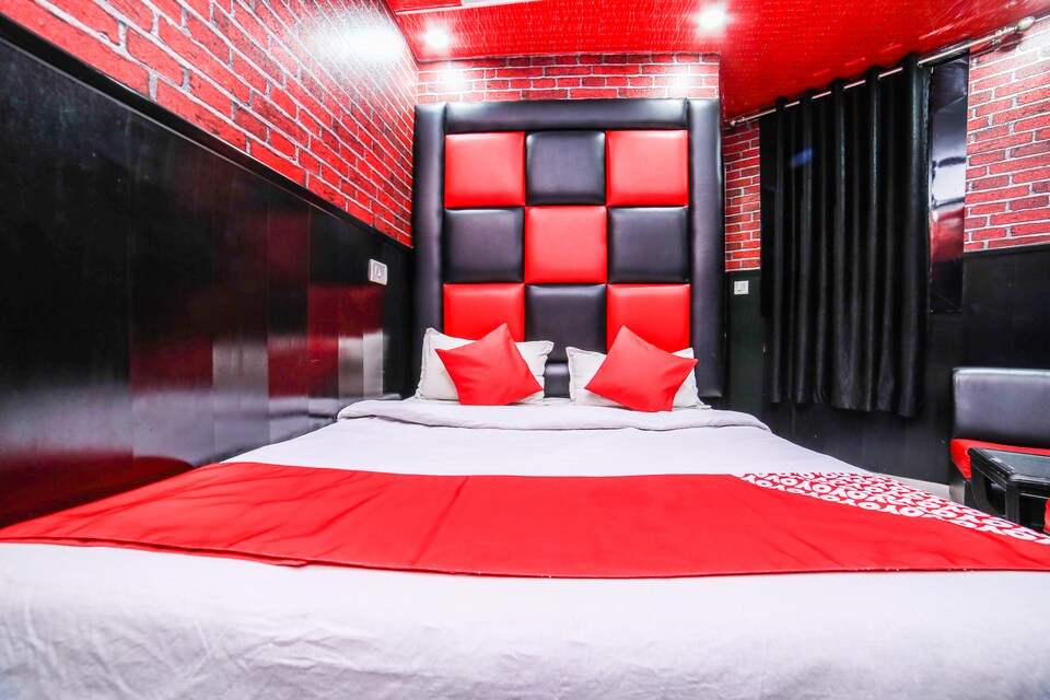 OYO 27604 Hotel Royal Plaza, Paharganj Delhi, Delhi