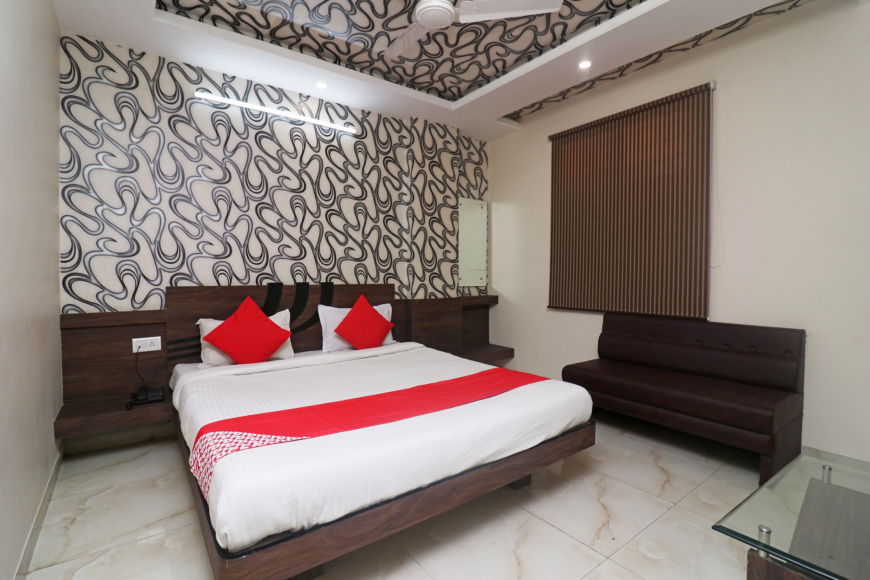 Hotels in Peoples University, Bhopal with In House Restaurant Starting @  ₹565 - Upto 66% OFF on 41 Peoples University, Bhopal Hotels