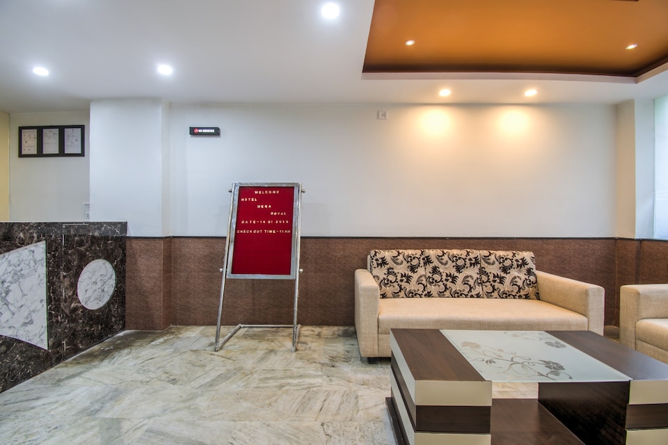 OYO 27616 Hotel Mega Royal, Bailey Road, Patna