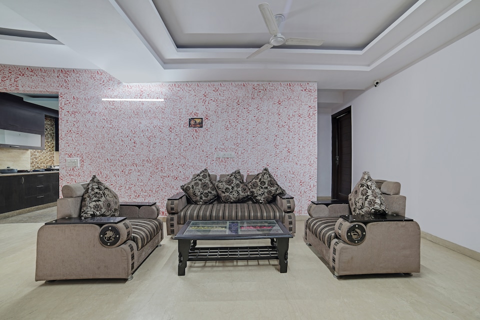 OYO 27627 Elite Stay Near Jasola Vihar Metro, Okhla Jasola Delhi, Delhi