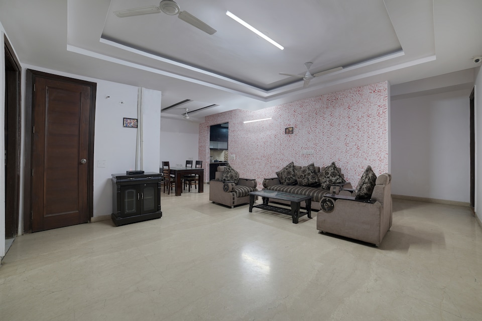 OYO 27627 Elite Stay Near Jasola Vihar Metro, Okhla Jasola Delhi, Delhi