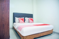 Hotel O Angkatan 45 Near Istana Gubernur Formerly Maleo Hotel