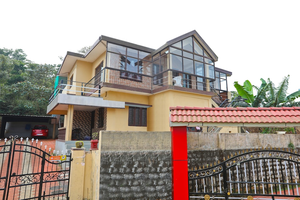 OYO Home 27651 पीसफुल 3bhk मादीकेरी, Madikeri, कूर्ग