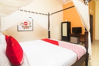 Hotel O Ndalem Padma Asri Guest House