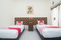 Hotel O Ndalem Padma Asri Guest House