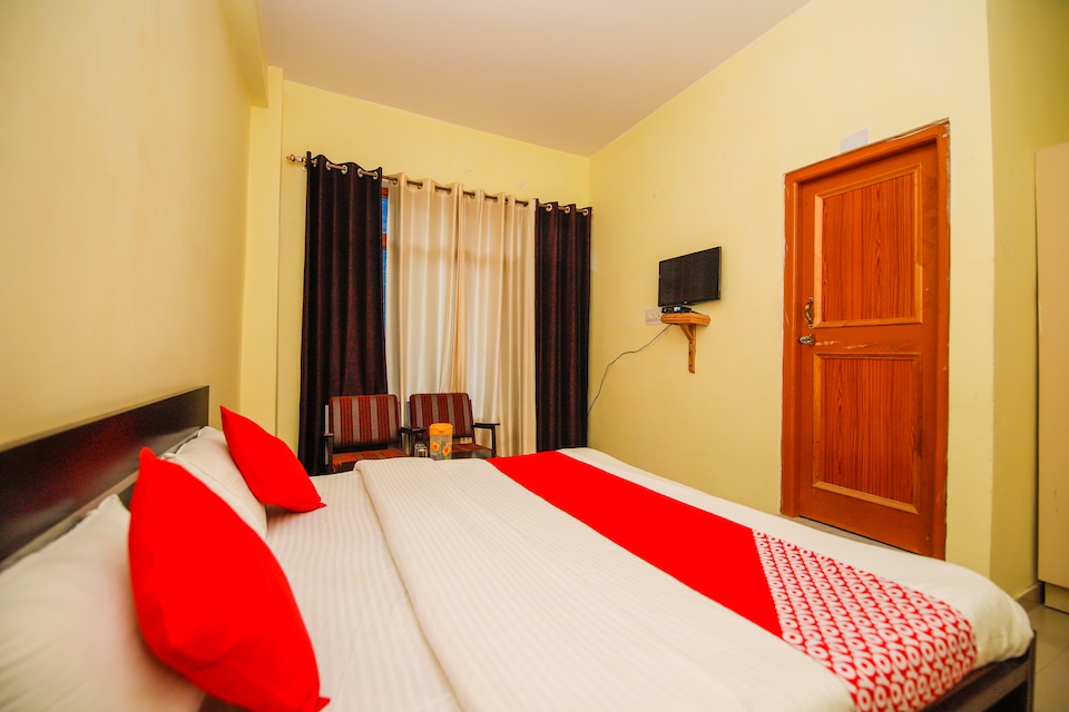 OYO 27666 Hotel Cedar View, Banjar, Banjar