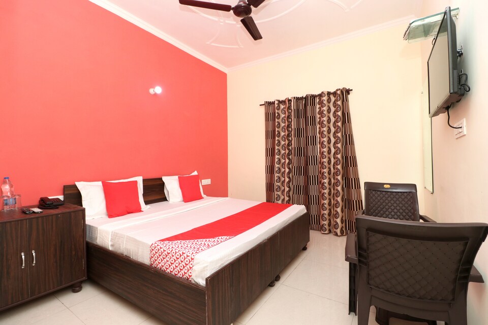 Live on ASR353, Queens Road Amritsar, Amritsar