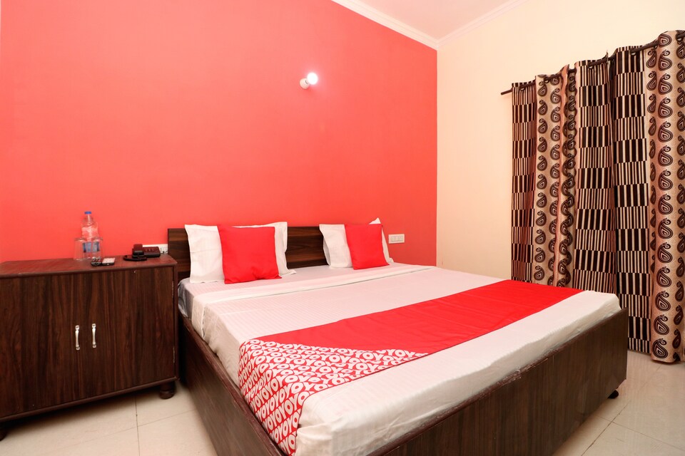 Live on ASR353, Queens Road Amritsar, Amritsar