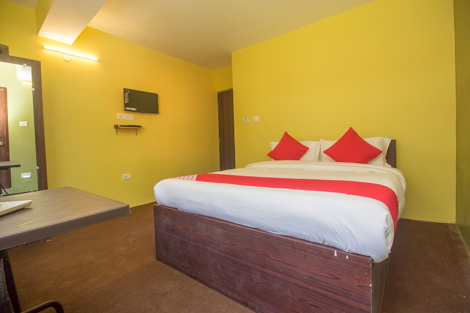 OYO Flagship 27672 Rosedell Inn, MG Marg Gangtok, Gangtok