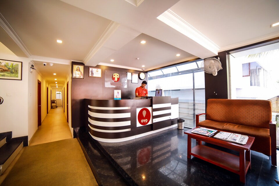 OYO 3283 Puthens Capitol Inn, Kaloor Kochi, Kochi