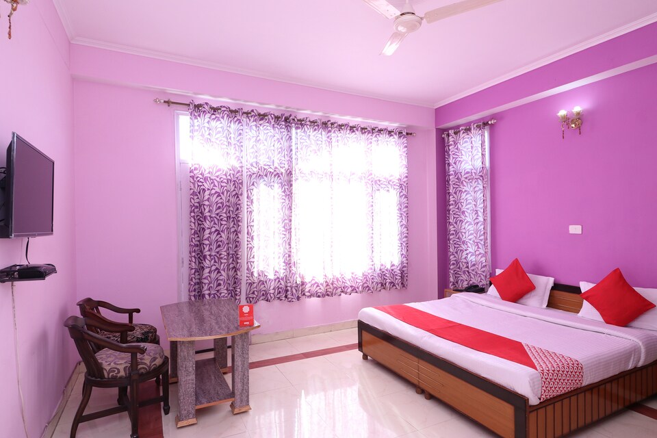 OYO 27694 Moksh Hotel, Kalka-Shimla Highway, Shimla