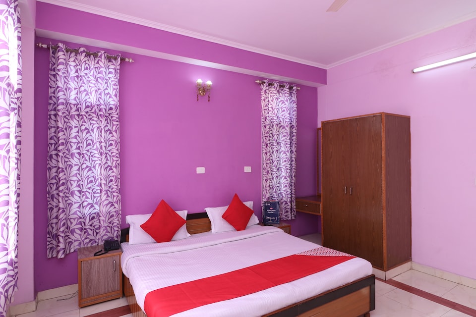 OYO 27694 Moksh Hotel, Kalka-Shimla Highway, Shimla
