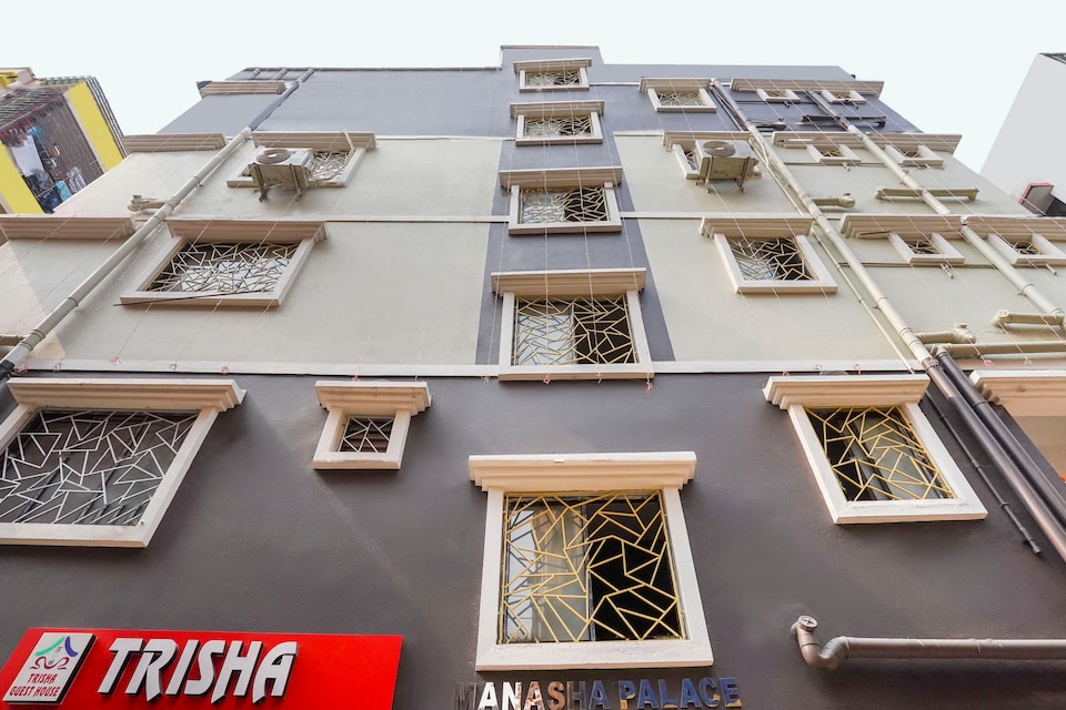 Hotel O Trisha Guest House, VIP Road Kolkata, Kolkata