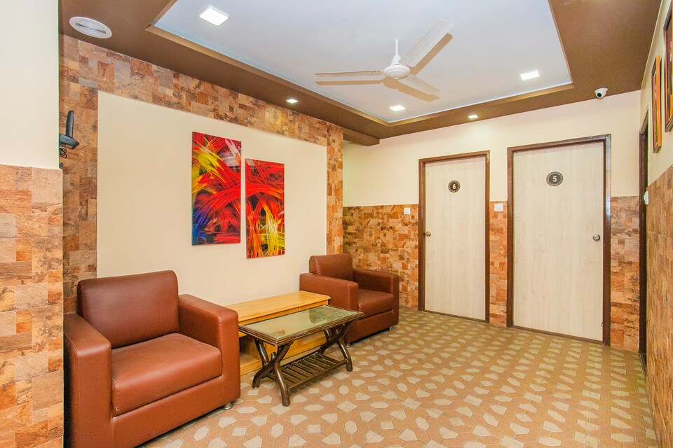 OYO 11051 Comforts, Koramangala Sony World Signal, Bangalore