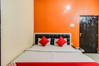 OYO Hotel Navneet Residency