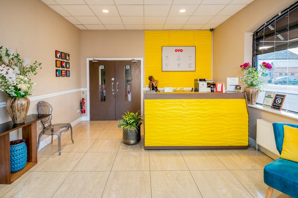 OYO Mehfil Hotel, Wembley London, London