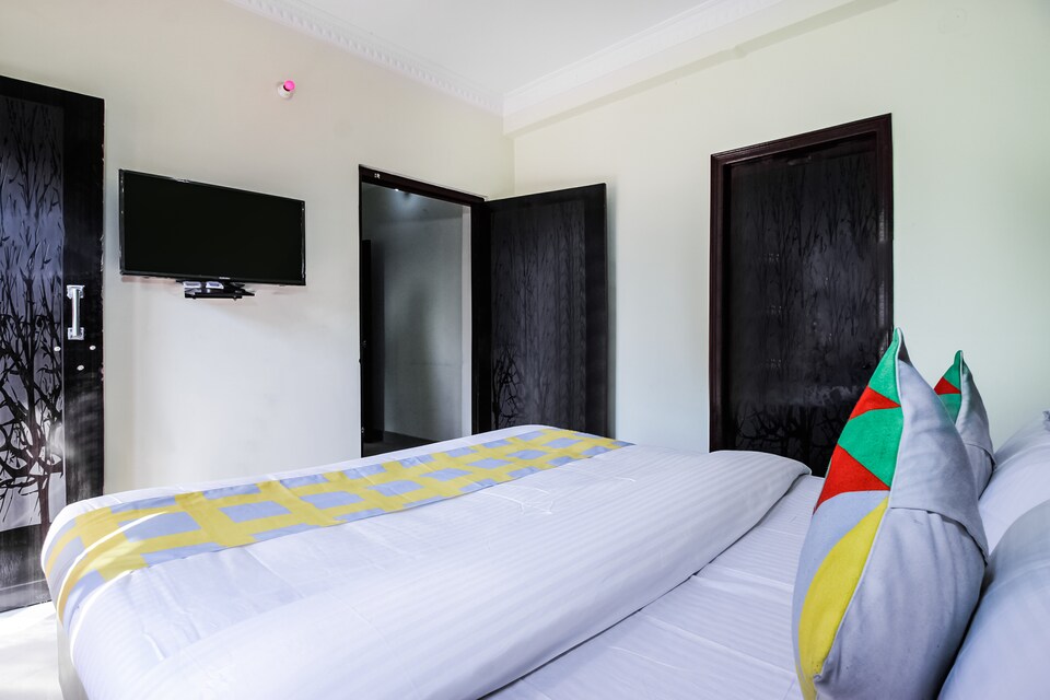 OYO Home 27715 Elegant 1BHK, GMS Road Dehradun, Dehradun