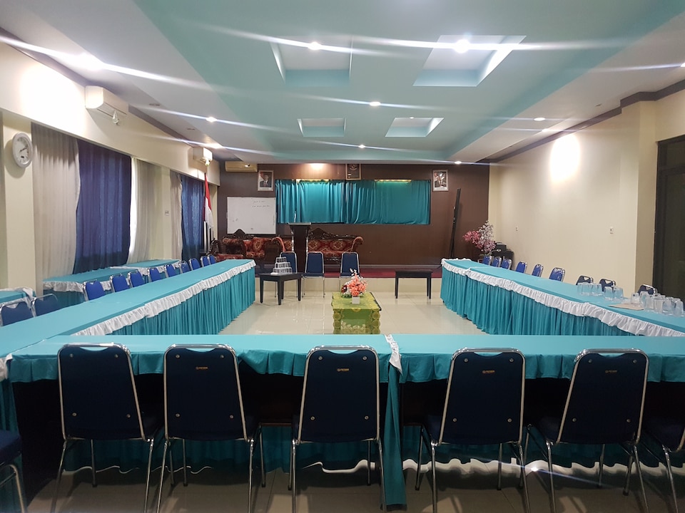 OYO 329 Hotel Darma Nusantara 2, Hasanuddin, Makassar
