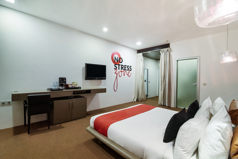 live as CHN2175, Nungambakkam Chennai, Chennai