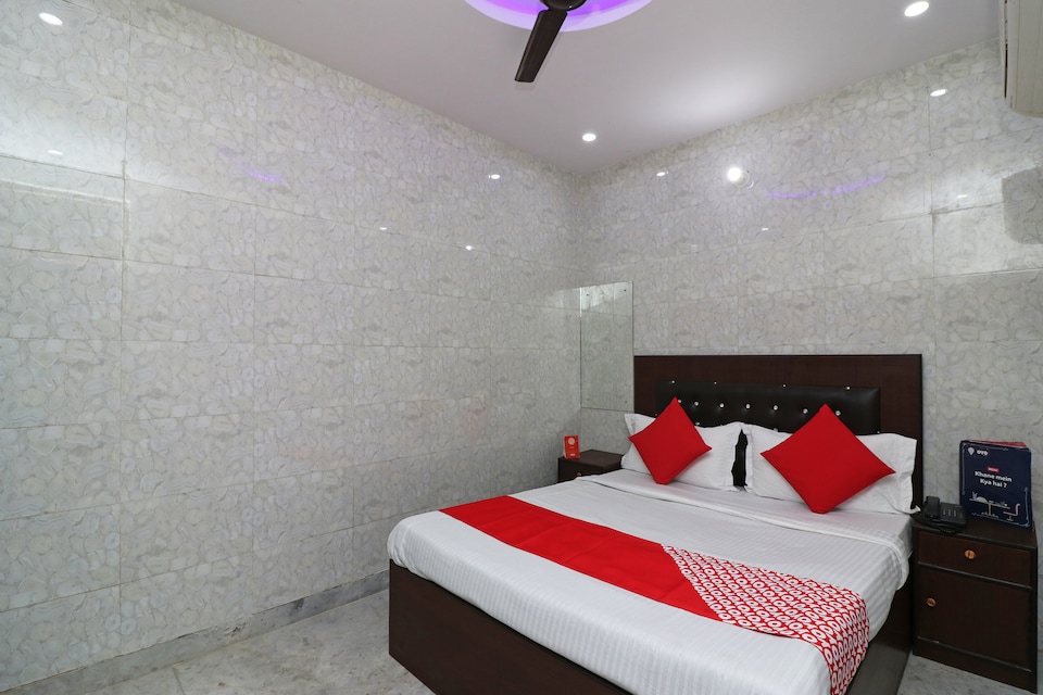 Hotel O Zaki Hs Near Taj Mahal, Shilpgram, Agra