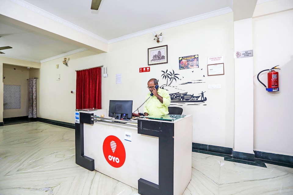OYO Near Kalinga Hospital, Chandrasekharpur, Bhubaneswar