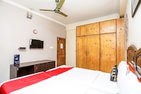 OYO Near Kalinga Hospital