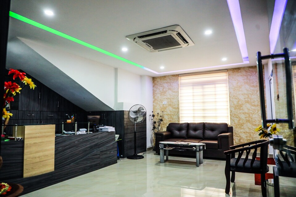 OYO 27757 Mayflower Residency, Ettumannor, Kottayam