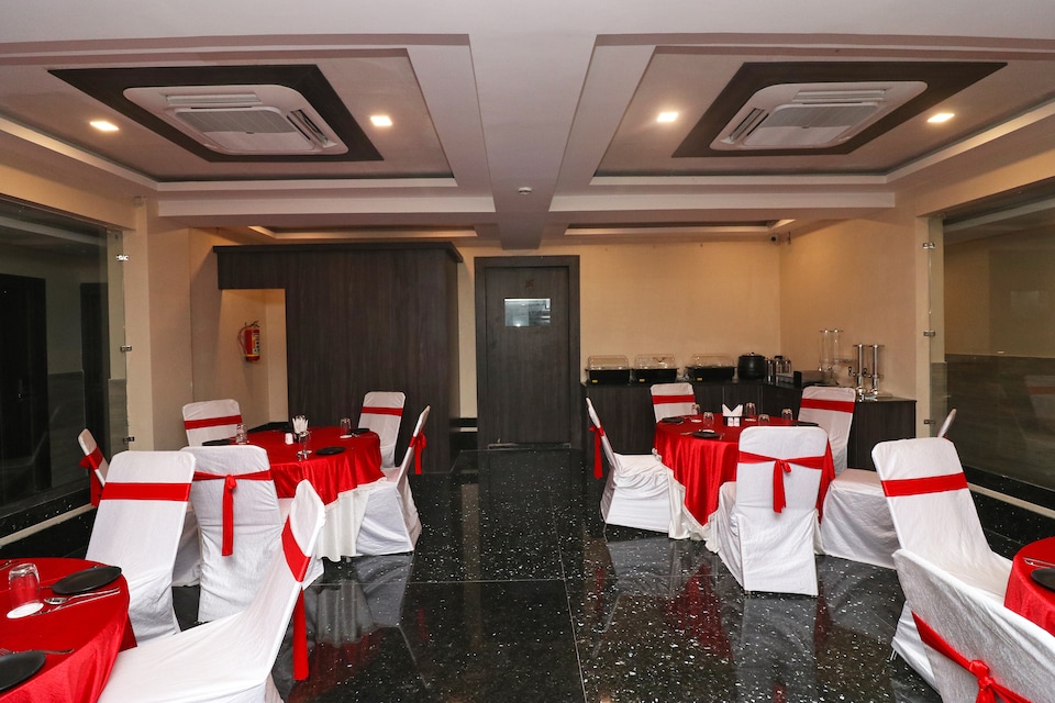 Capital O 27765 Hotel Vip Square, Grand Road Puri, Puri