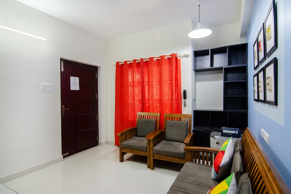 OYO Home 27779 Modern Rooms Six Gems, Kaithamukku- Petta Road, Trivandrum, Thampanoor Trivandrum, Trivandrum