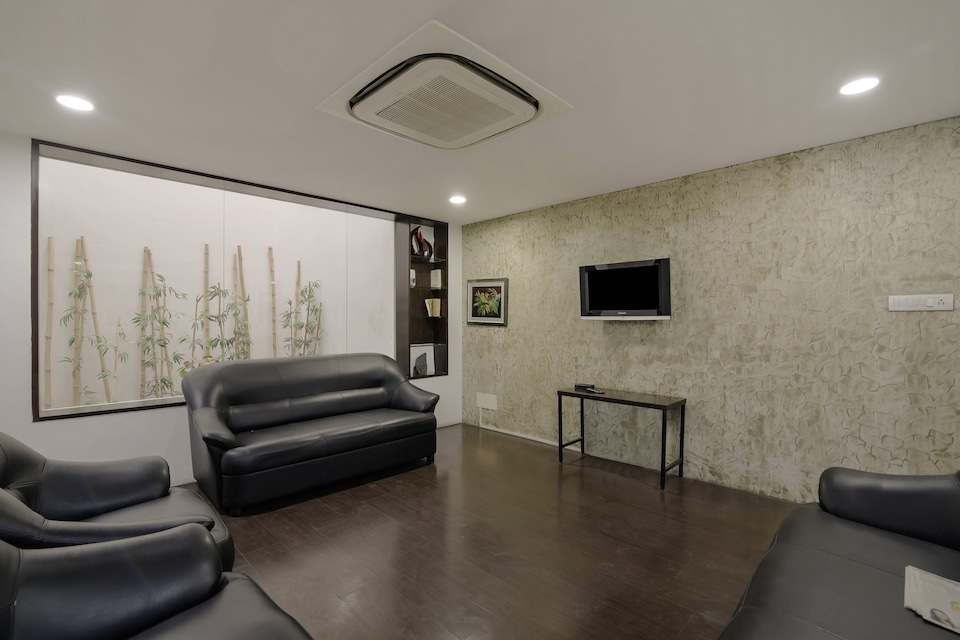 Capital O 27794 Virgo Comfort Homes, Airport Chennai, Chennai